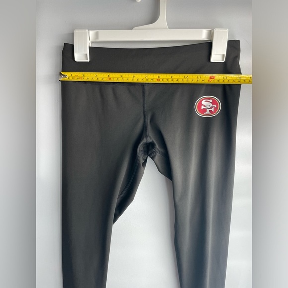 San Francisco 49ers Women’s Calf Logo Black Leggings - Picture 11 of 13
